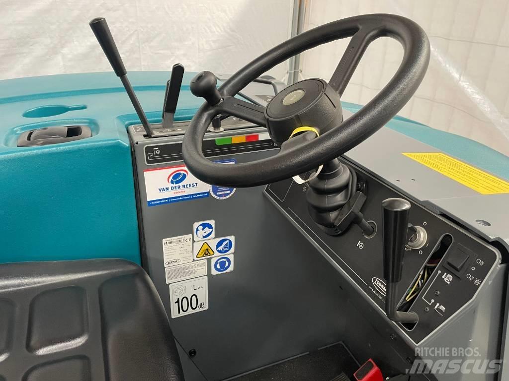 Tennant S20 LPG Вакуумные уборочные машины