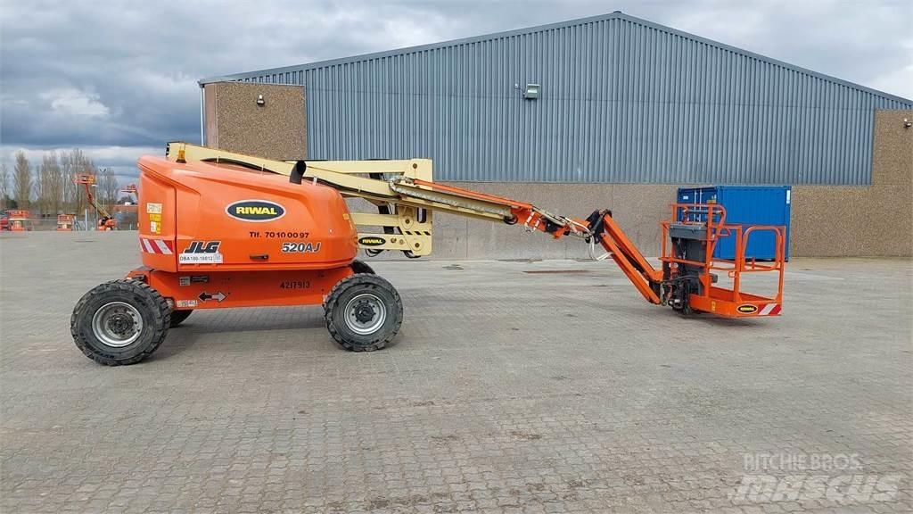 JLG 520AJ Коленчатые подъемники