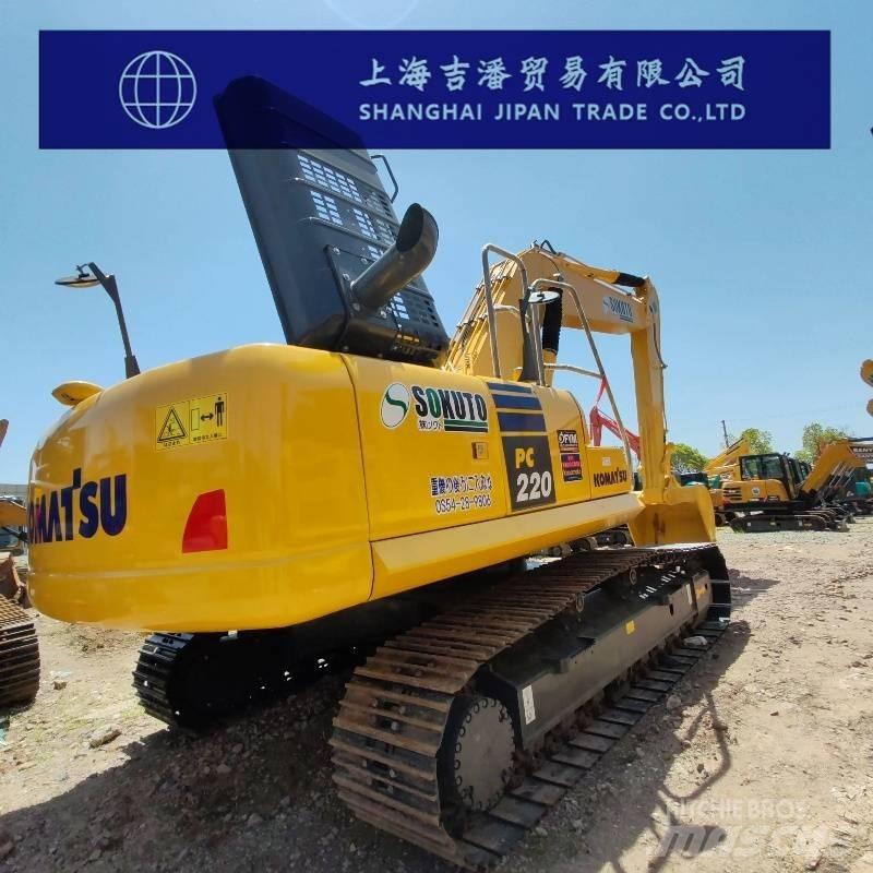Komatsu PC 220 Гусеничные экскаваторы