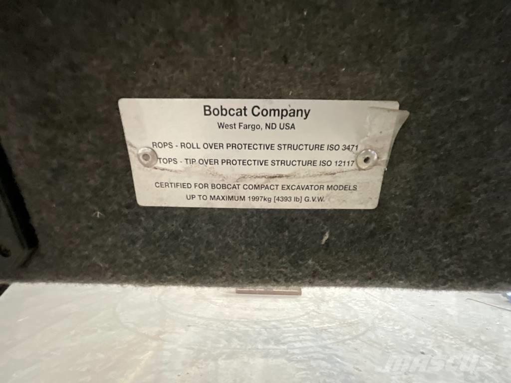 Bobcat E 16 Кабины и интерьер