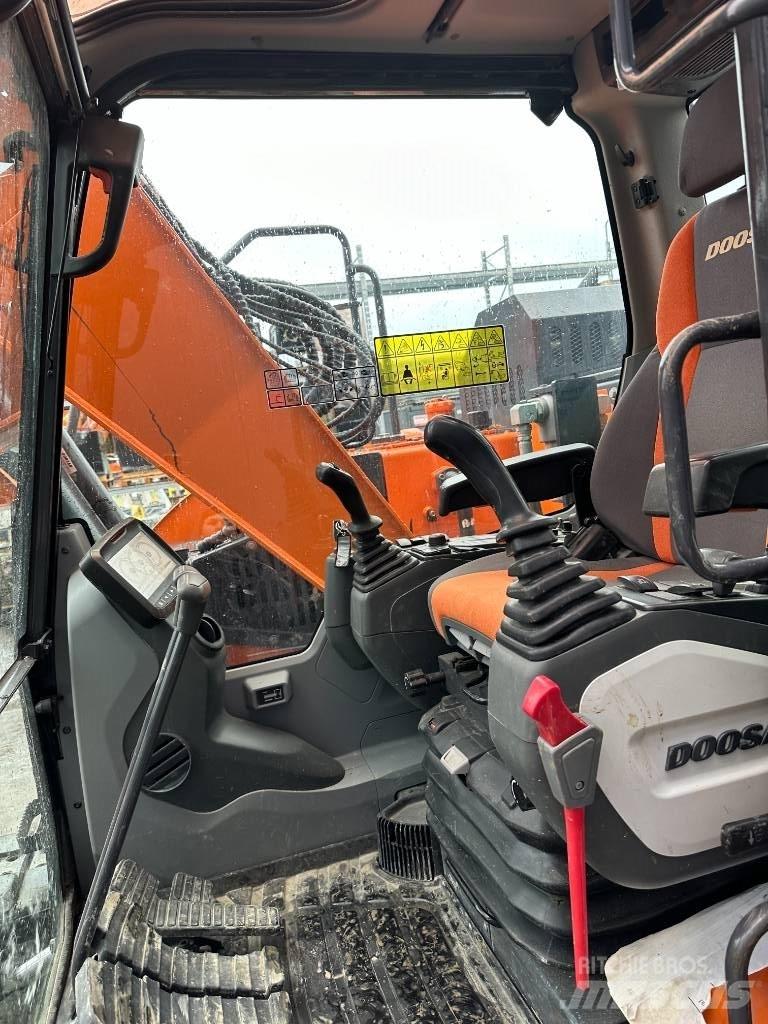 Doosan DX 140 LCR-5 Гусеничные экскаваторы