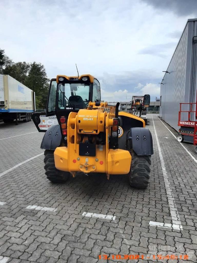 JCB 540-140 Телескопические погрузчики