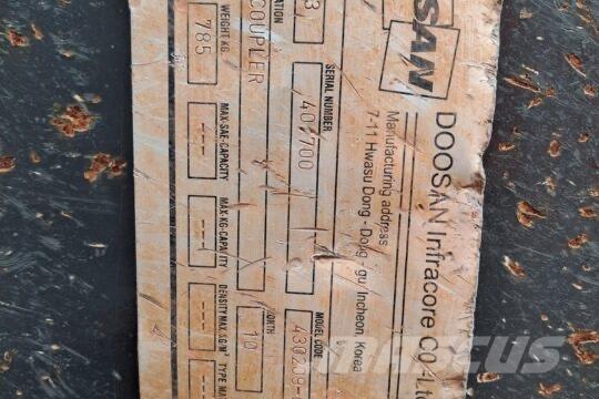 Develon Hitch Мини-экскаваторы