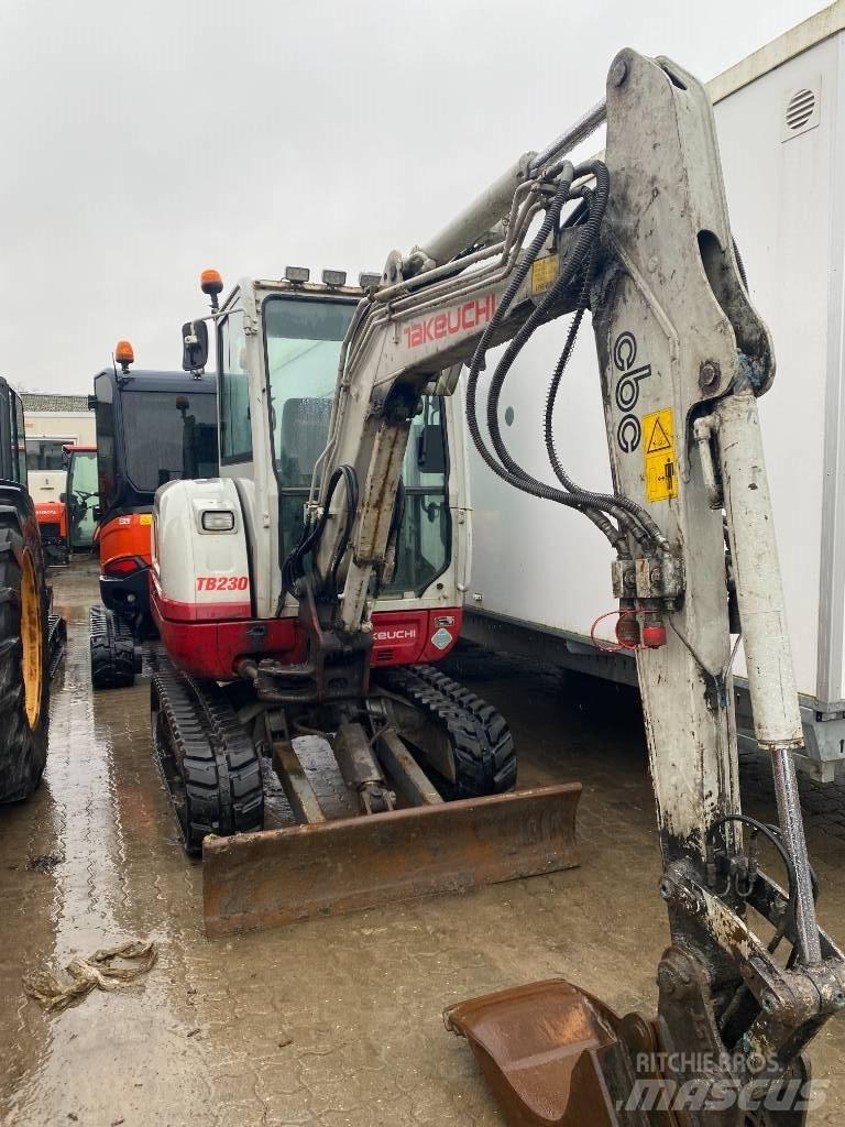 Takeuchi TB 230 Мини-экскаваторы