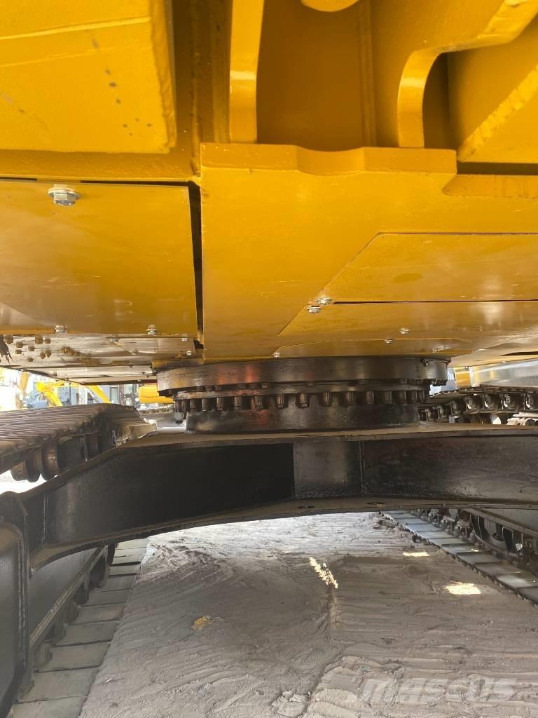 CAT 330 D Гусеничные экскаваторы