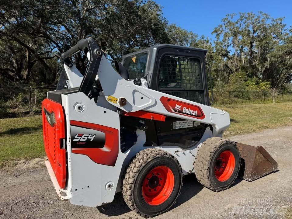 Bobcat S 64 Мини-погрузчики