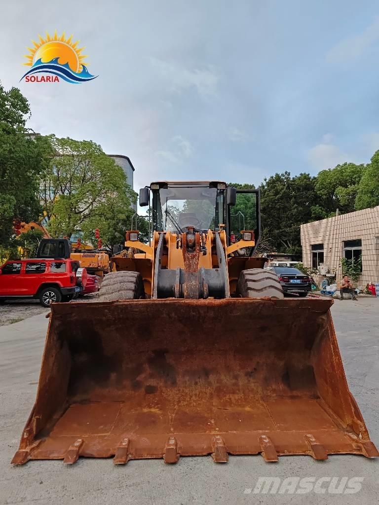 Volvo L 120 Фронтальные погрузчики