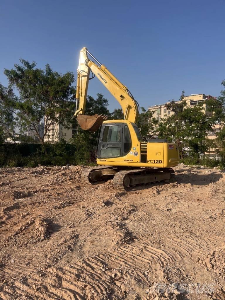 Komatsu PC120 Гусеничные экскаваторы