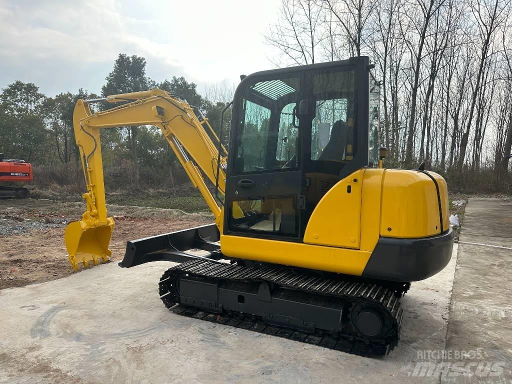 Komatsu PC 56 Гусеничные экскаваторы