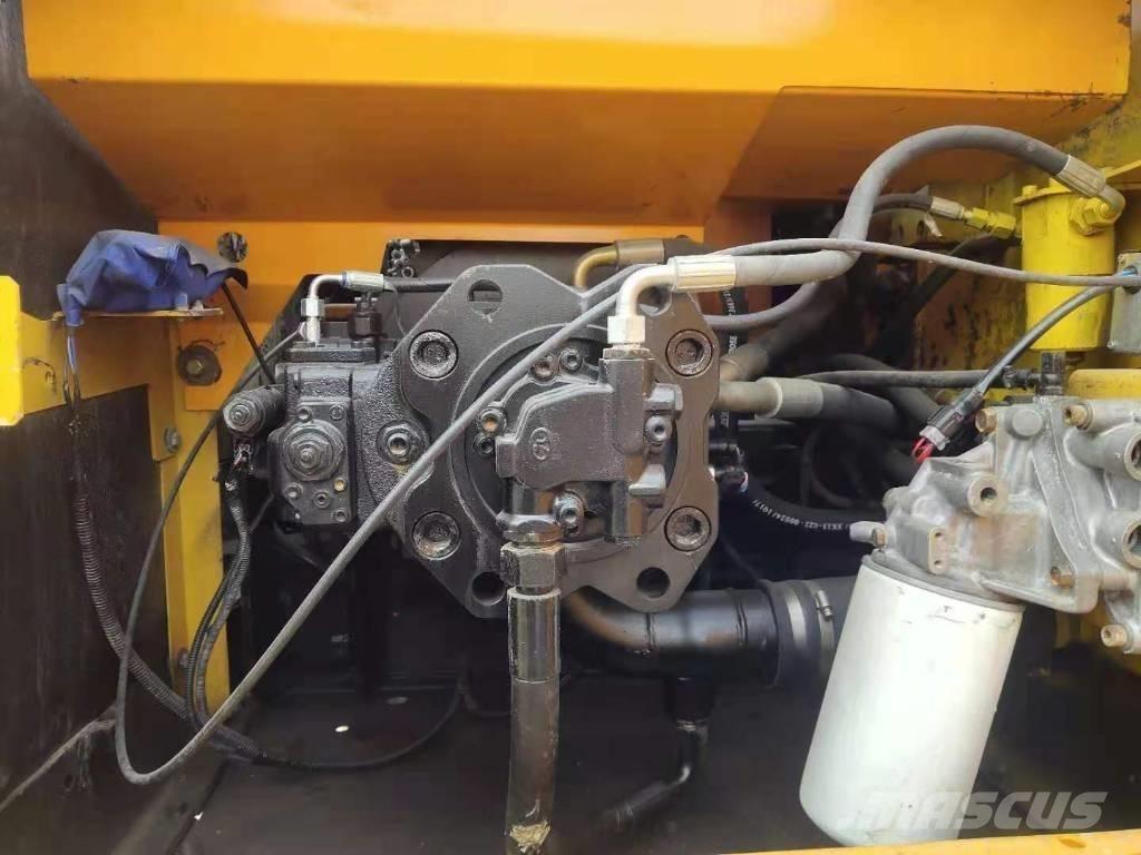 Sany SY 215 C-9 Гусеничные экскаваторы