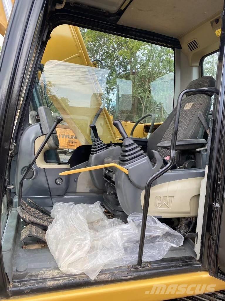 CAT 313 D Гусеничные экскаваторы