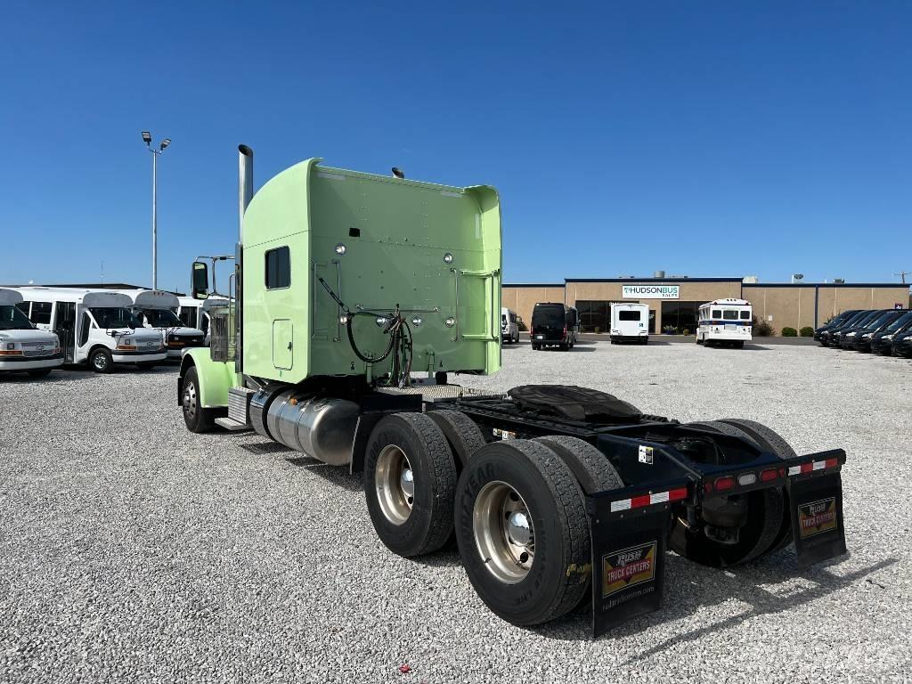 Peterbilt 389 Седельные тягачи