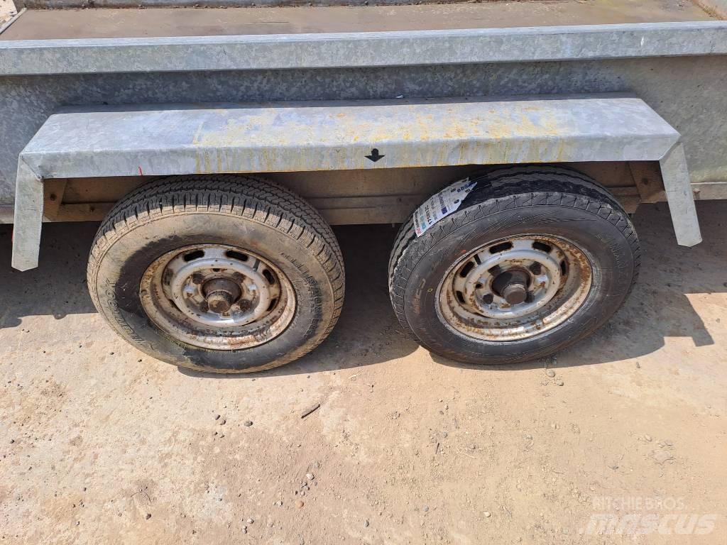  Unknown 2.6 Ton Лёгкие прицепы