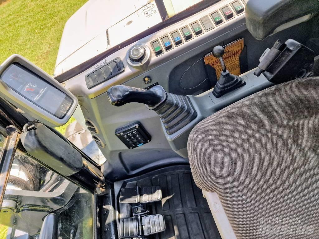 Bobcat E 80 Малые экскаваторы 7т-12т