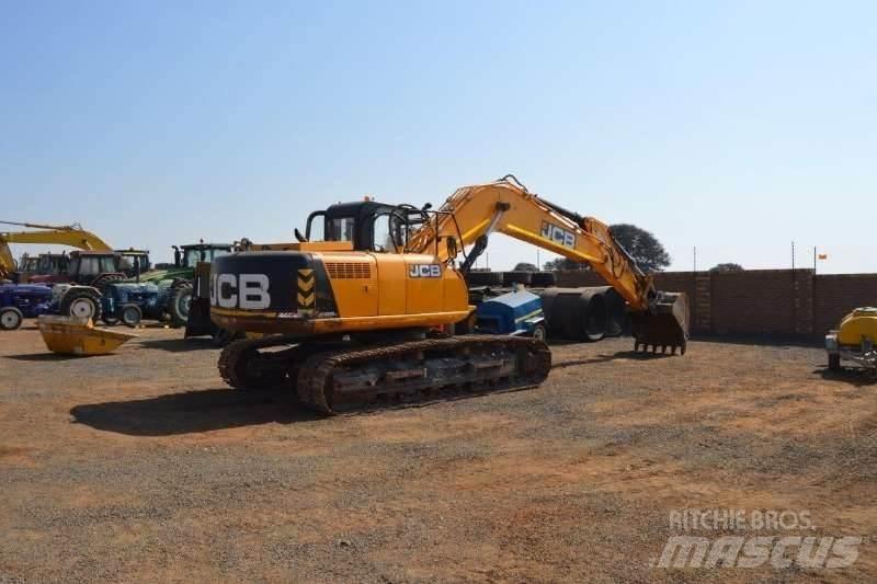 JCB JS205 Мини-экскаваторы