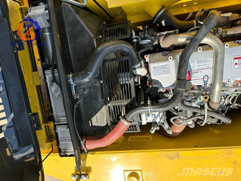 Kobelco SK 200 Гусеничные экскаваторы
