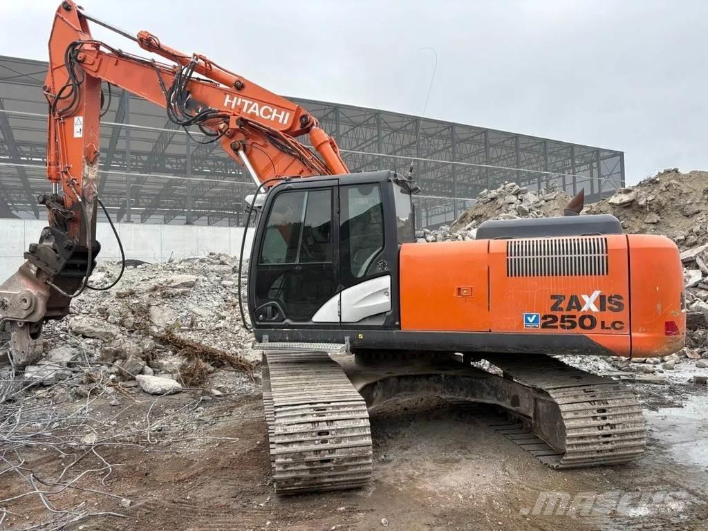 Hitachi ZX250LC-5B Гусеничные экскаваторы