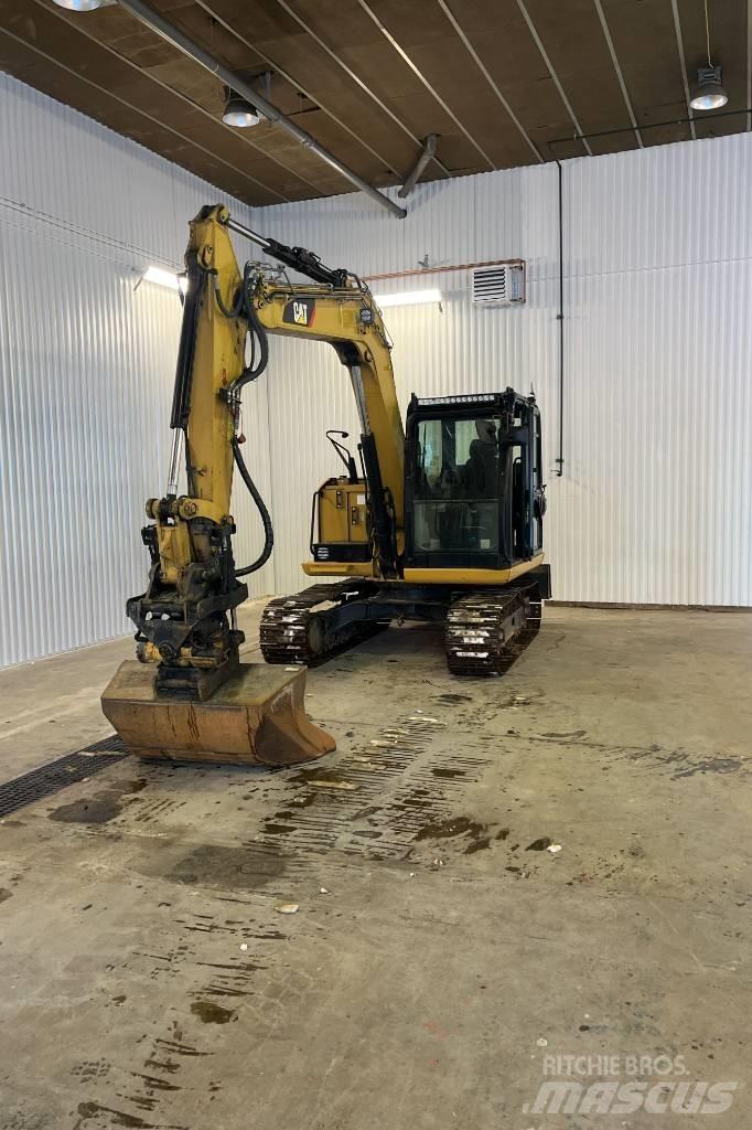 CAT 307E2 Малые экскаваторы 7т-12т
