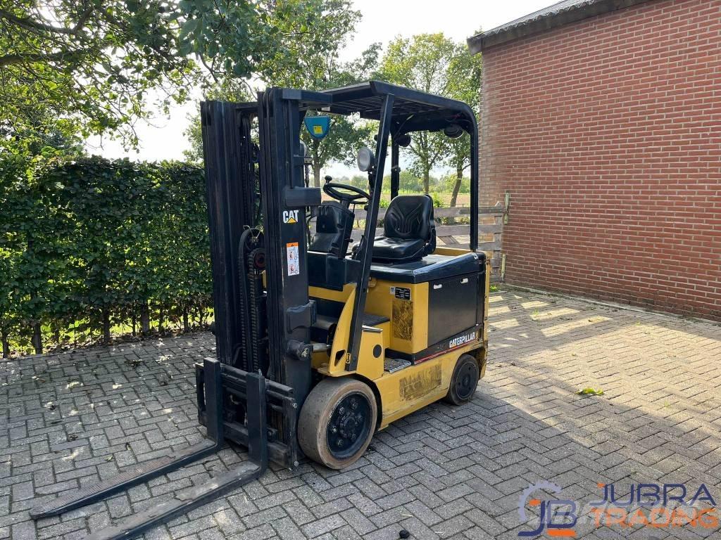 CAT EC25N Электропогрузчики