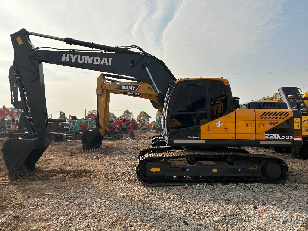 Hyundai R220LC-9S Гусеничные экскаваторы