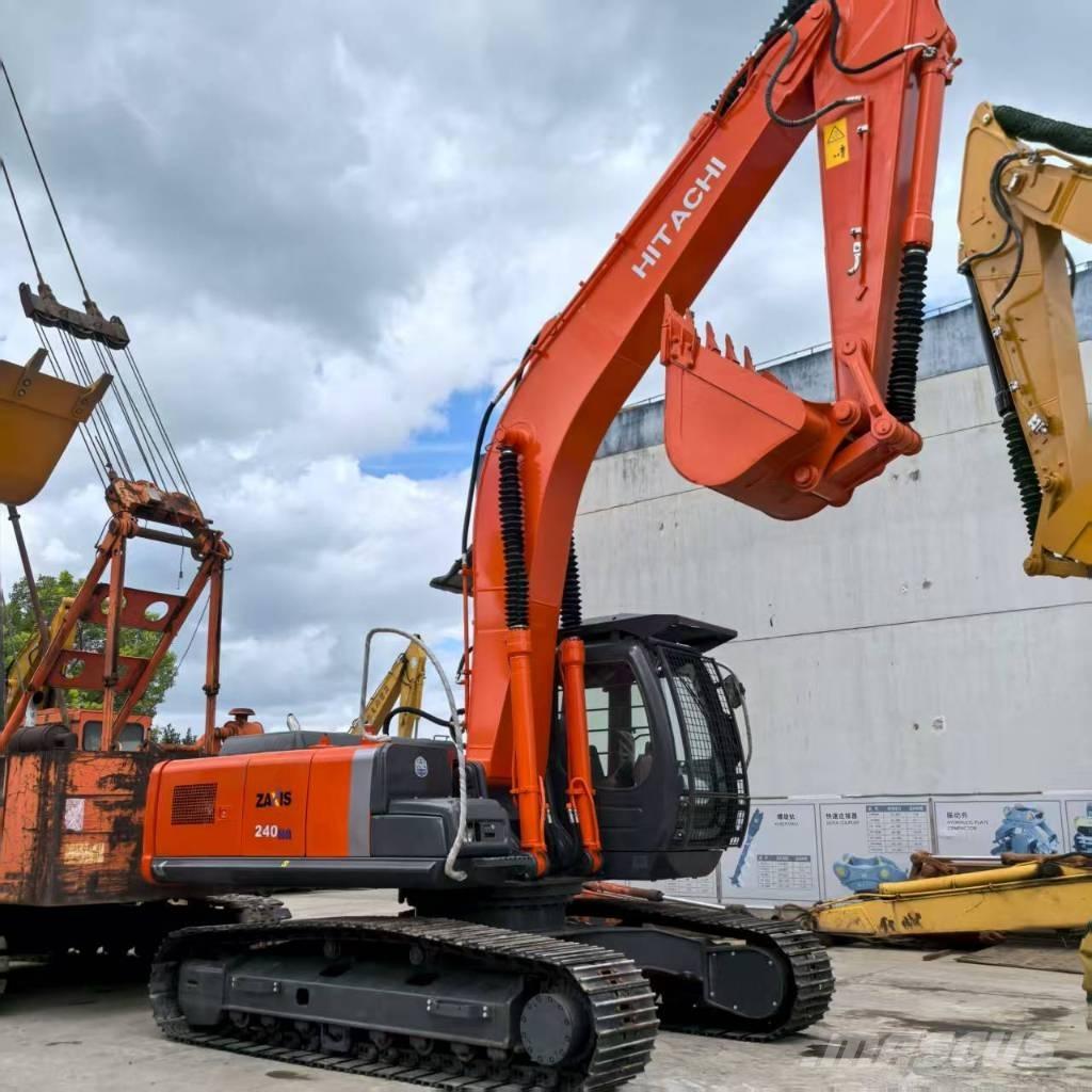 Hitachi ZX 240 HG Гусеничные экскаваторы