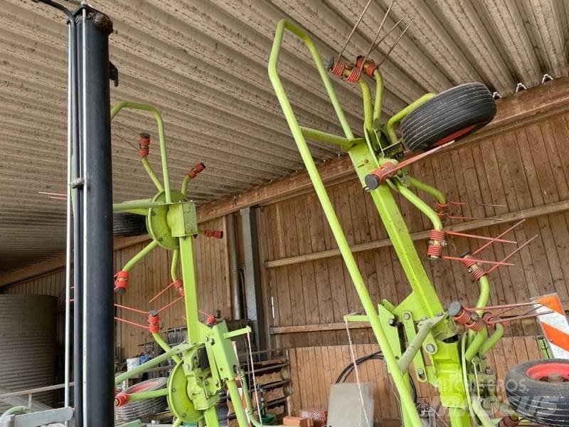 CLAAS Volto 670 Грабли-ворошилки