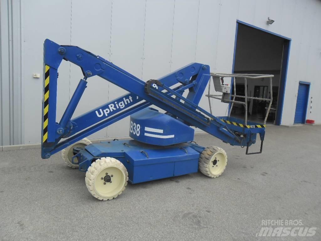 UpRight AB38N Коленчатые подъемники