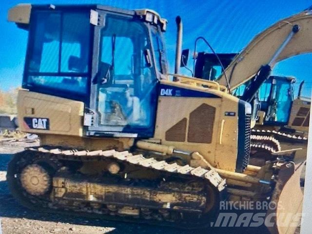 CAT D 4 K XL Гусеничные бульдозеры