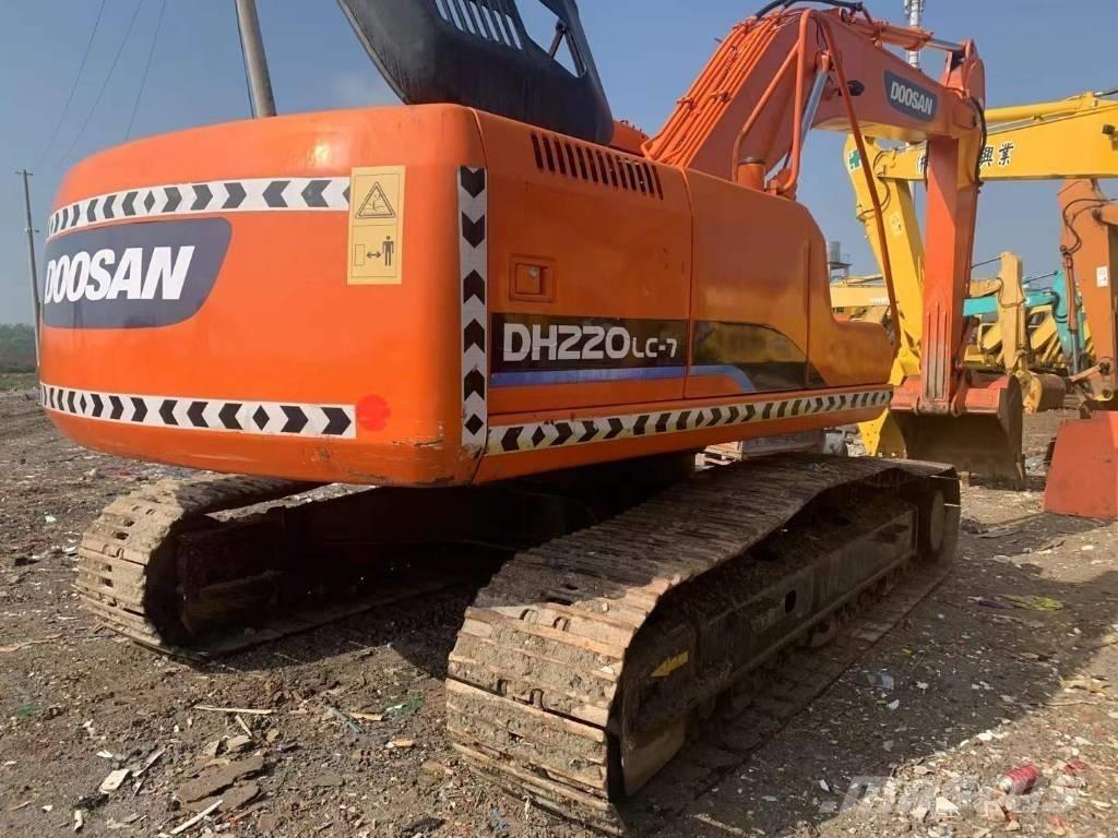 Doosan DH 220 Гусеничные экскаваторы