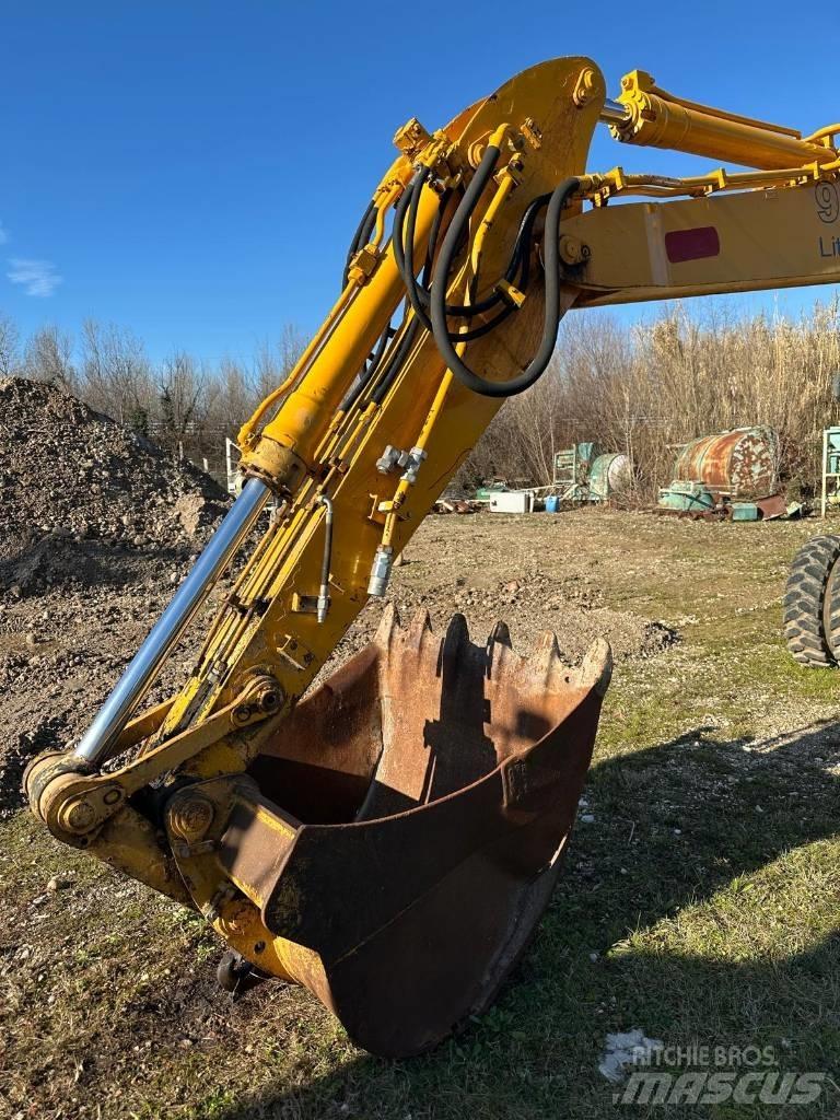 Liebherr 902 Колёсные экскаваторы