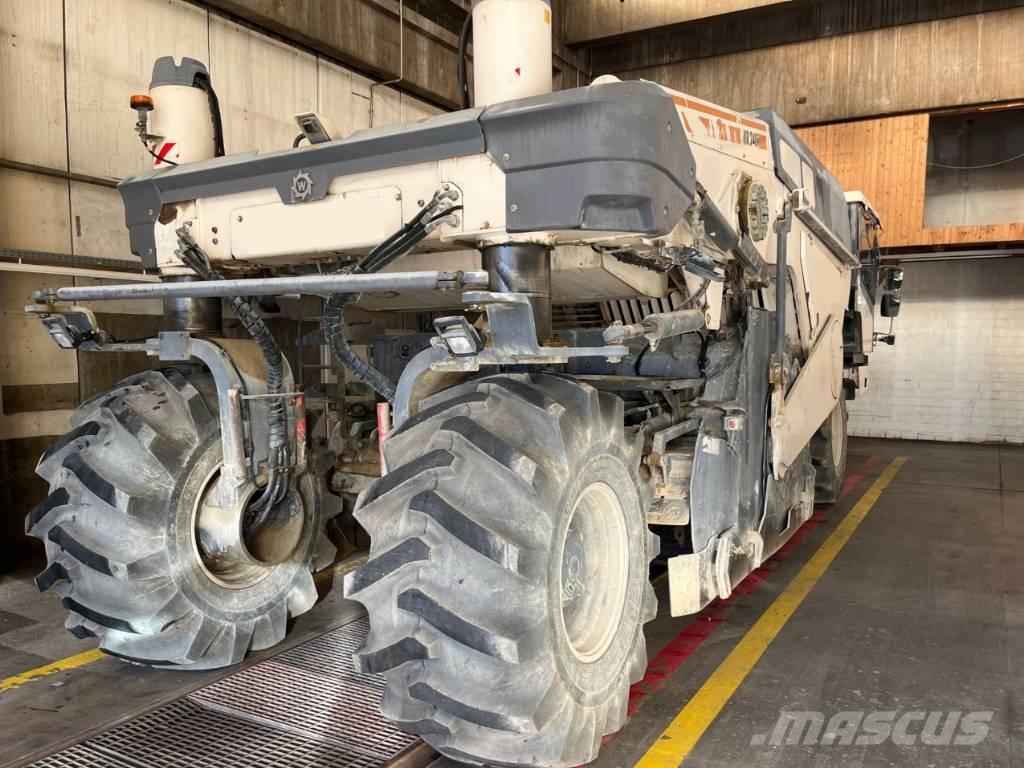 Wirtgen WR 240i Прочее дорожностроительное оборудование