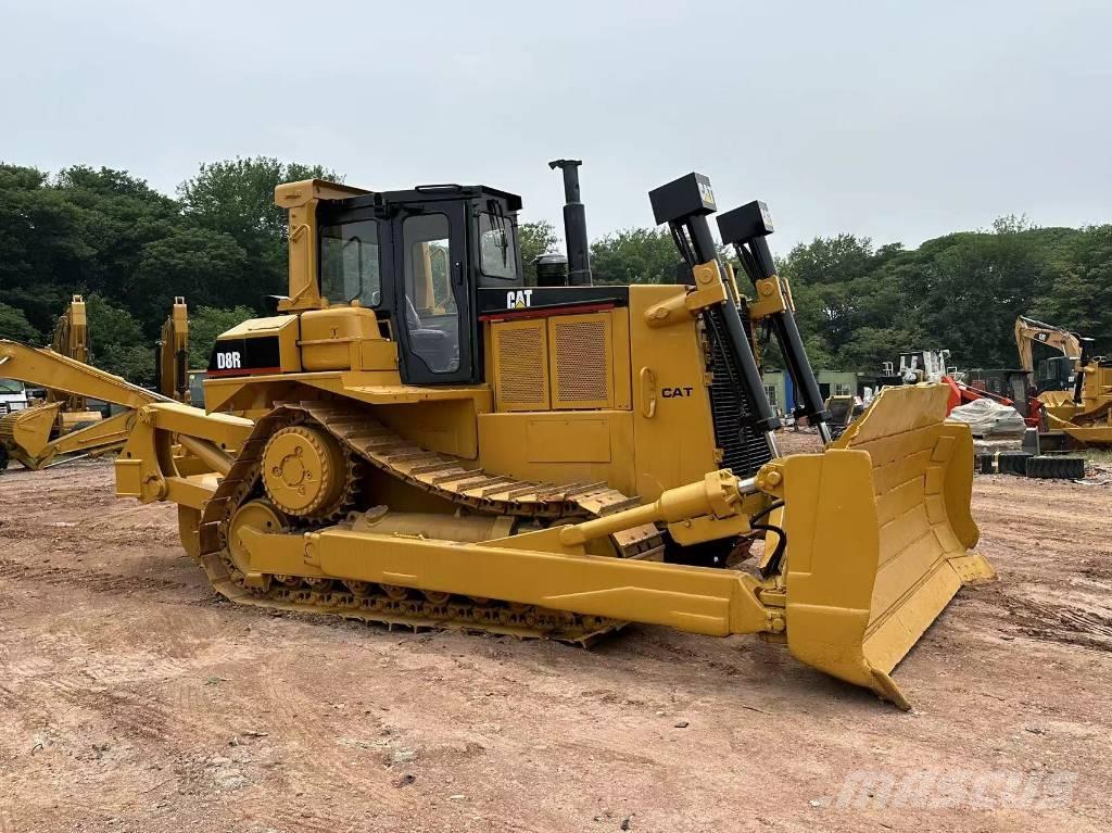 CAT D8R Гусеничные бульдозеры