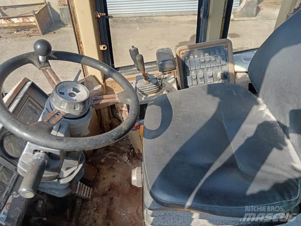CAT 924 F Фронтальные погрузчики