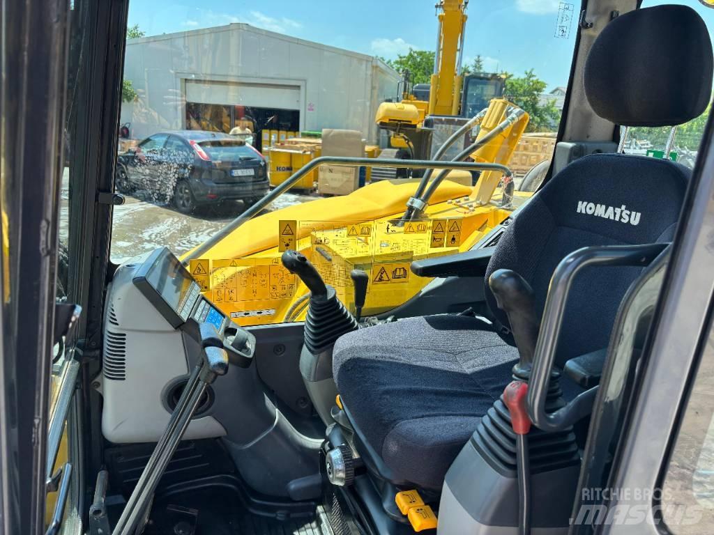 Komatsu PC88MR-10 Малые экскаваторы 7т-12т