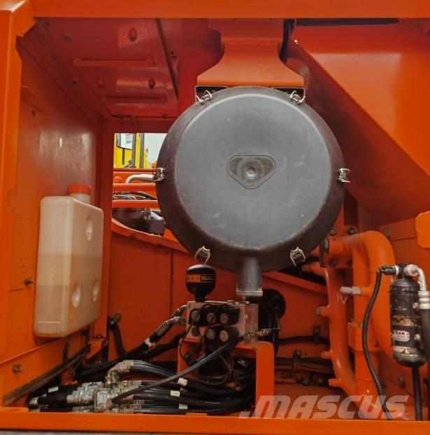 Doosan DX340LC-9C Гусеничные экскаваторы