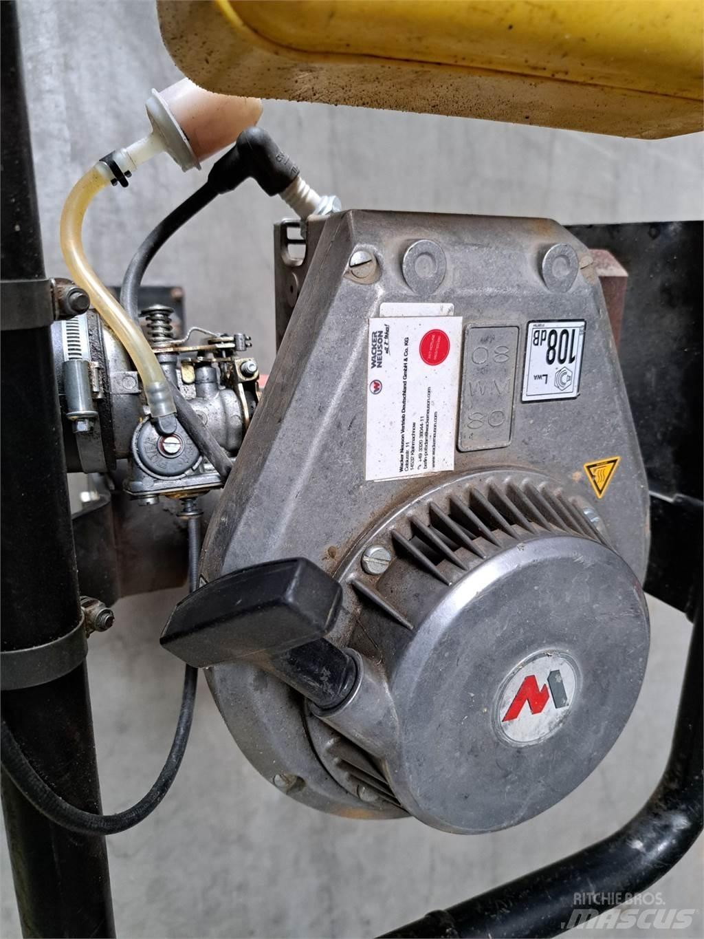 Wacker Neuson BS30 Трамбовщики