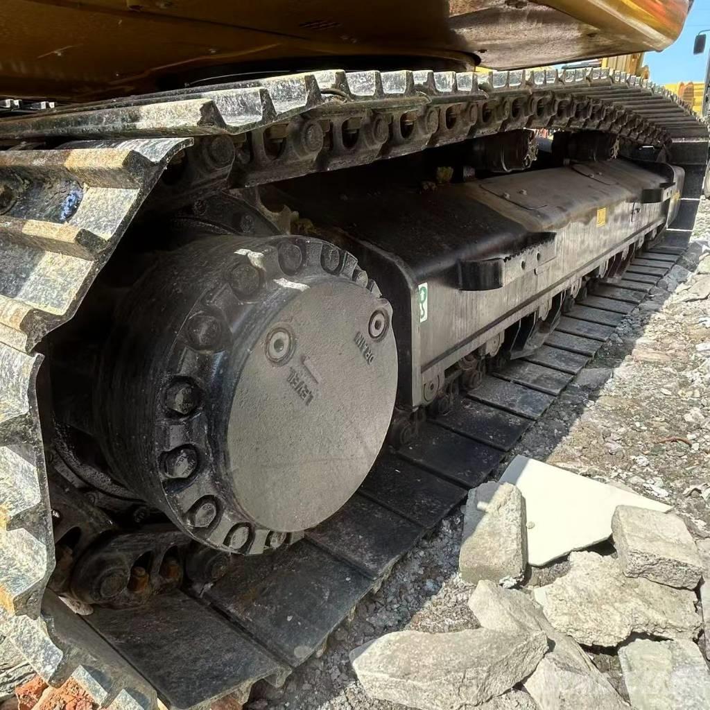 CAT 326D2L Гусеничные экскаваторы