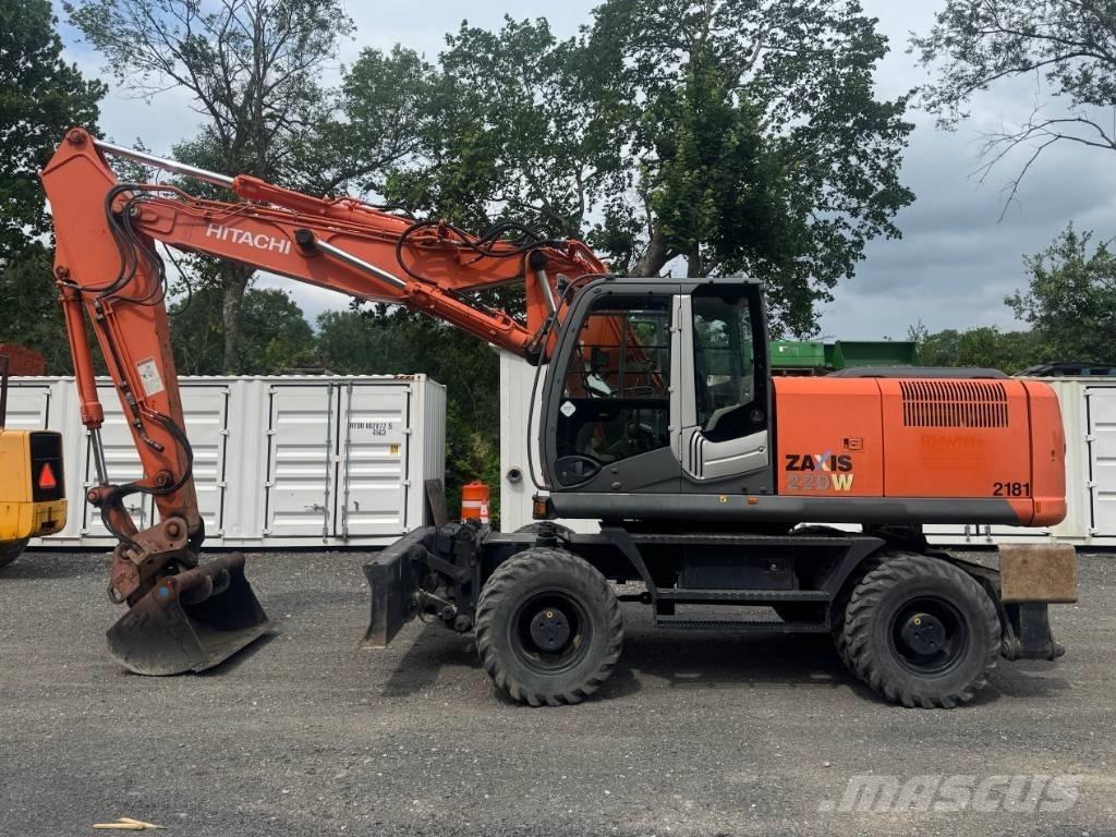 Hitachi ZX 220 W-3 Колёсные экскаваторы