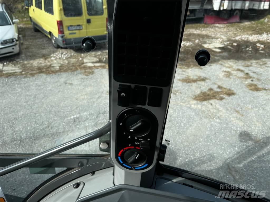 CASE 695SV 4X4 Строительная техника - Другие