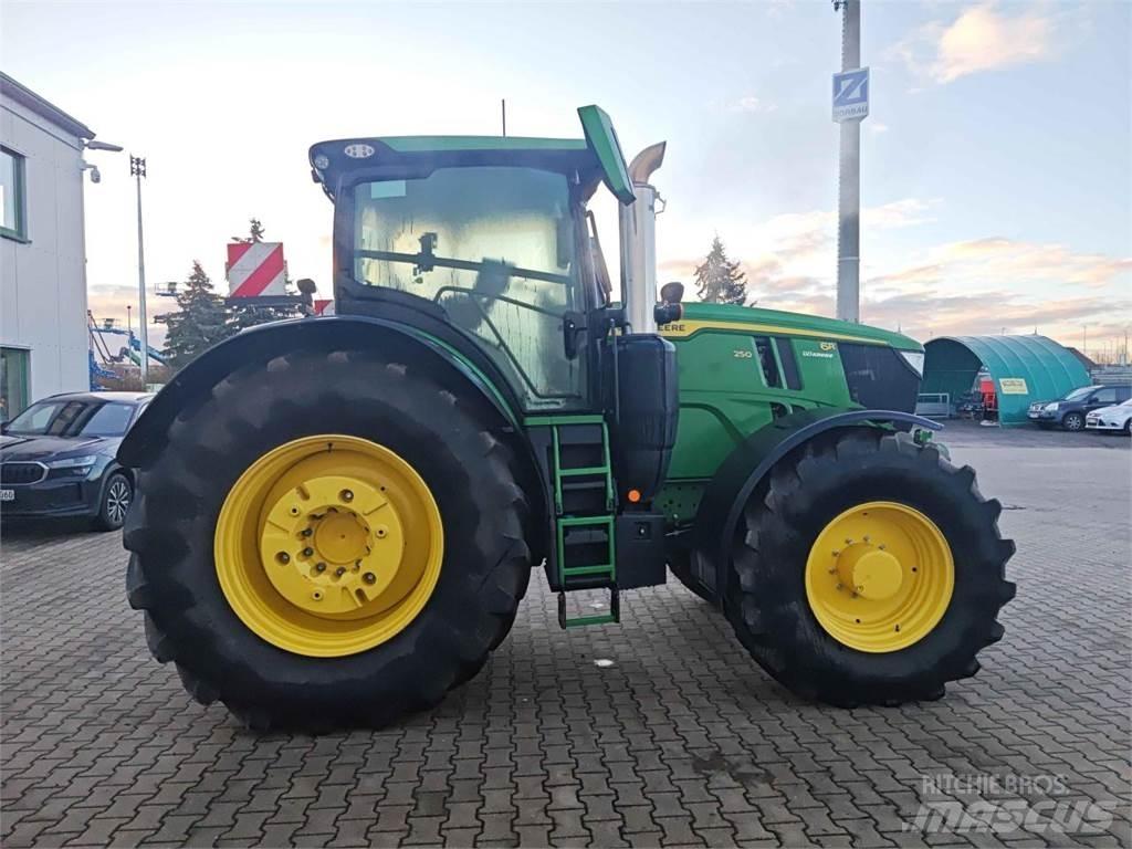 John Deere 6R 250 Трактора