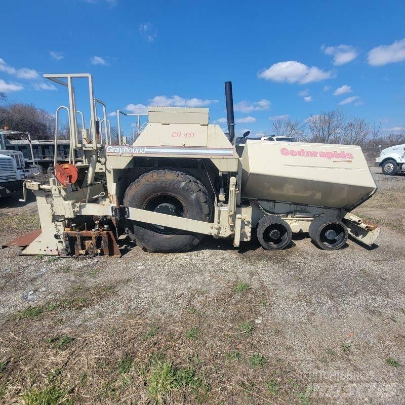 Cedar Rapids CR451 Асфальтоукладчики