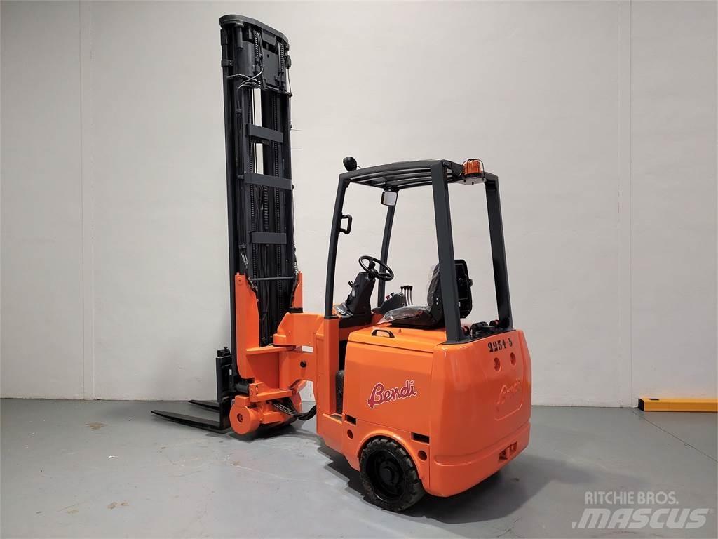  B318 82SS Узкопроходные штабелёры