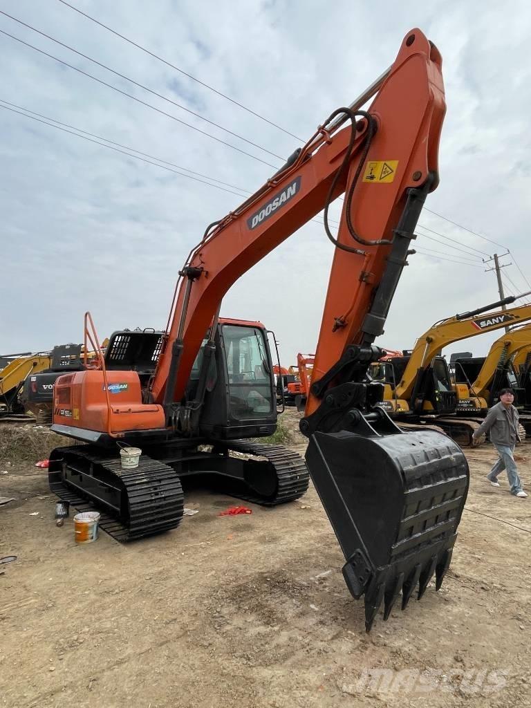 Doosan dx150 Гусеничные экскаваторы