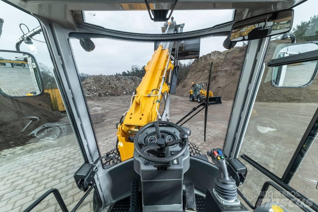 Paus TSL 9075 Телескопические фронтальные погрузчики