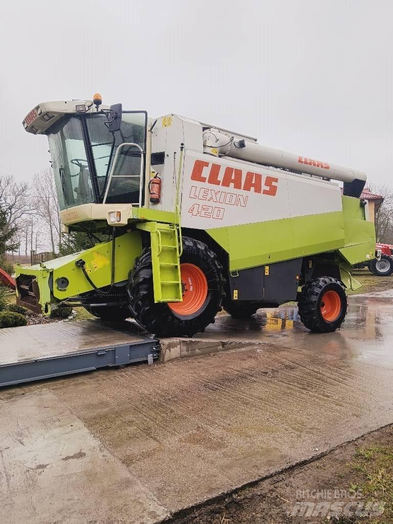 Claas 420 Зерноуборочные комбайны