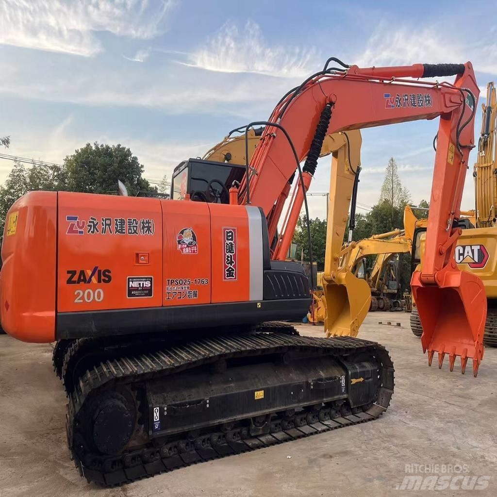 Hitachi zx200 Гусеничные экскаваторы