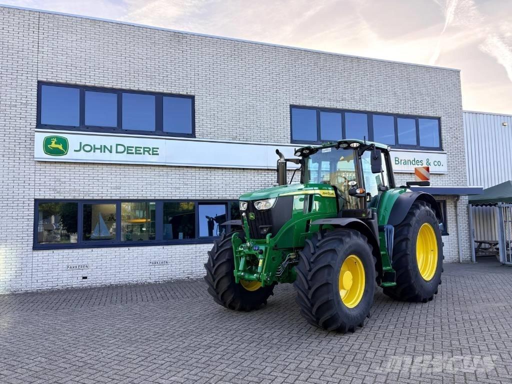 John Deere 6M200 Трактора