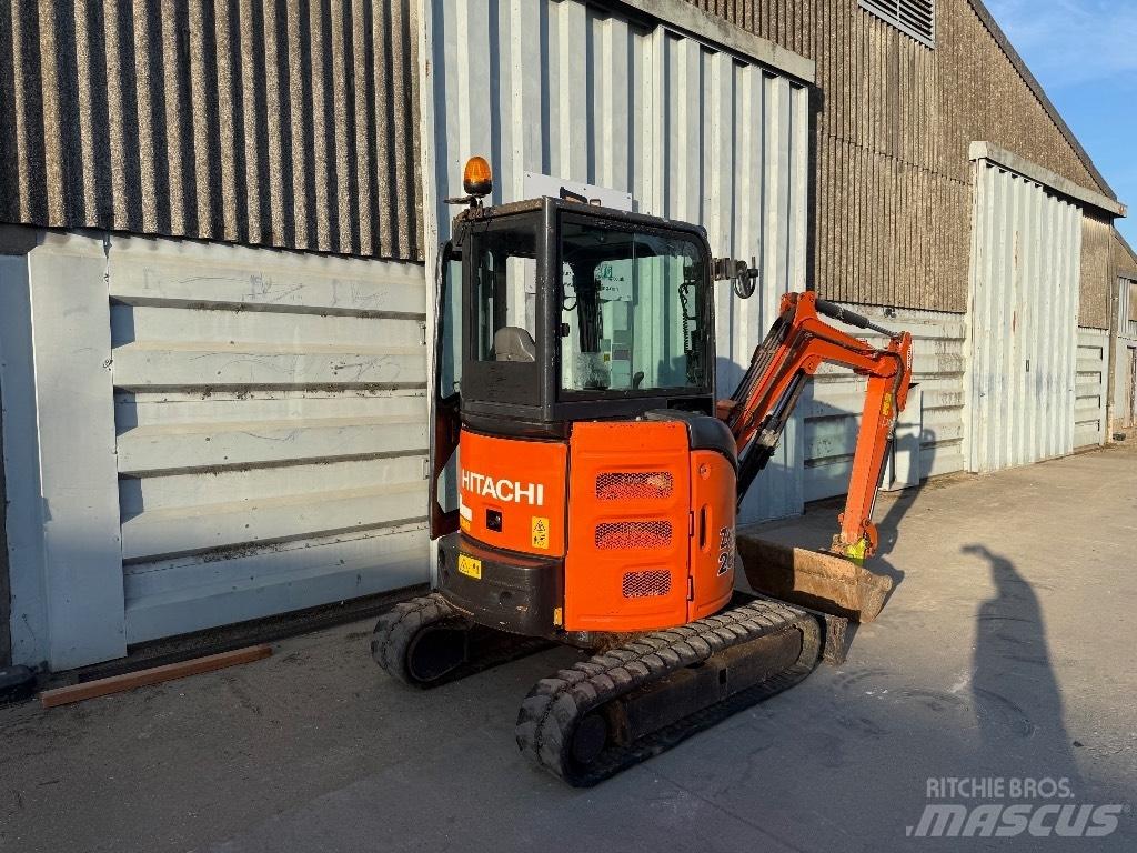 Hitachi ZX 26 Мини-экскаваторы