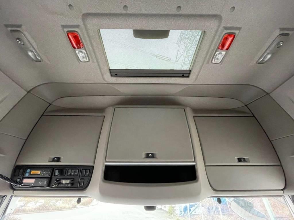DAF FT460XF ADR Седельные тягачи