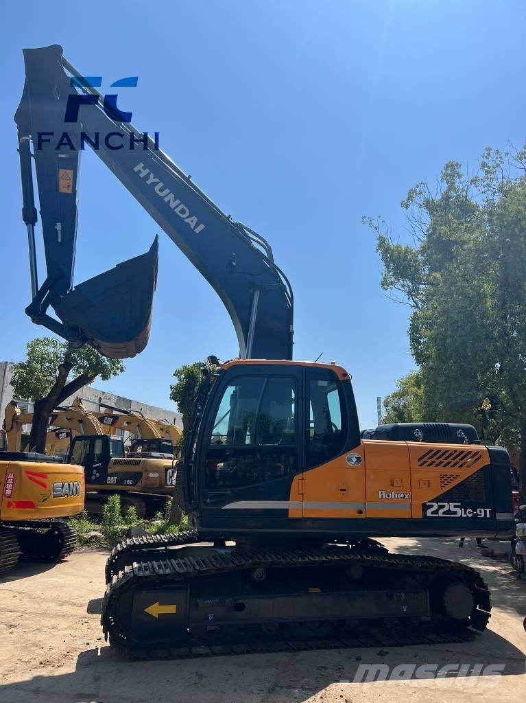 Hyundai 225LC-9t Гусеничные экскаваторы